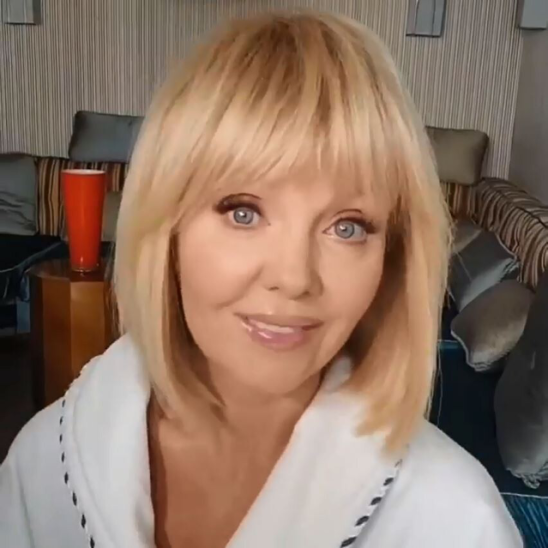 Валерия без макияжа и фотошопа Валерия без макияжа и фотошопа