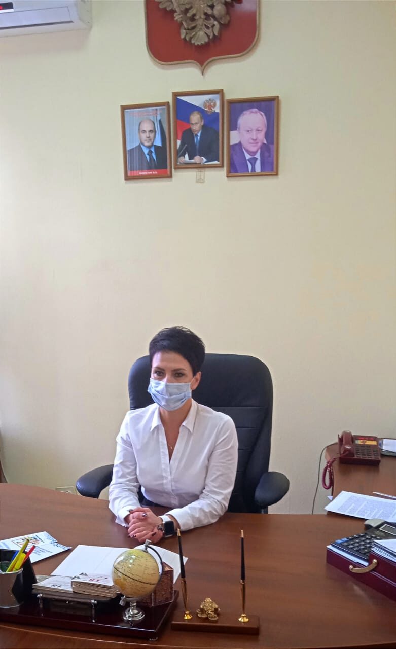 Руководитель общественной приёмной губернатора в Петровском районе провела очередной приём жителей