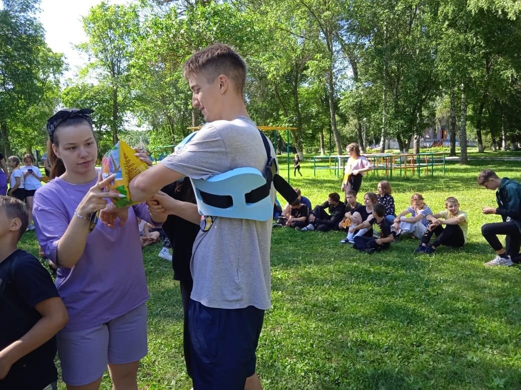 Ребятам, отдыхающим в лагере имени Аркадия Гайдара, напомнили правила безопасности на воде