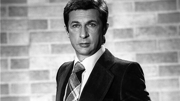 Бросишь курить — возьму твою фамилию...  Бросишь курить — возьму твою фамилию...