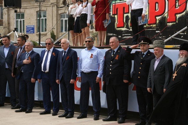 Трехсменный график работы образец трехсменный график работы образец