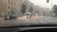 Ужасный ливень дождь наводнение в Санкт-Петербурге Питере СП...