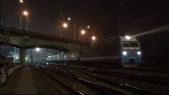 Электровоз ЭП1М-442 с поездом №397 Махачкала — Санкт-Петербу...