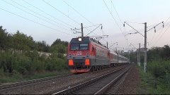 Электровоз ЭП1М-750 с поездом №11 Адлер — Москва