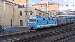 Электровоз ЭП1М-448 с поездом №121 Владикавказ — Санкт-Петер...