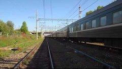 Электровоз ЧС6-006 с поездом №381 (Мурманск → Москва) и прив...