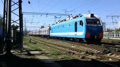 ЭП1М-681 с поездом Киров - Адлер