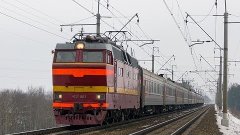 Электровоз ЧС2Т-987 с поездом №221 (СПб → Москва)
