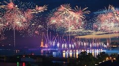 Алые паруса 2016 фейерверк на Неве Санкт-Петербург