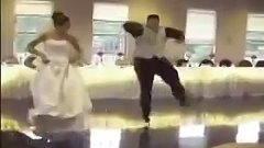 смешное видео - первый свадебный танец