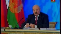 Независимая журналистка задает вопросы Лукашенко  !!! ( Лучш...