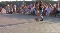 Шикарный танец в слепую :):):)