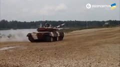Танковый биатлон в России: один танк заглох, другой переверн...