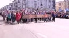 Тысячи Ленинск-кузнечан вышли на митинг-парад в честь 70-й г...