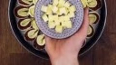 Пирог Хризантема с сыром и мясом