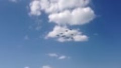 Летят самолёты на парад Победы 2016 над нашим домом