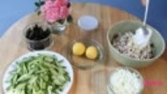 салат из курицы с огурцом и черносливом рецепт