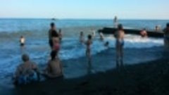 Пляж.море.дети.26 июня 2016 гКрым.Алушта.