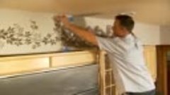 Как украсить стены на кухне при помощи виниловых трафаретов
