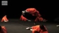 Потрясающее выступление монахов Шаолиня в замедленной съемке