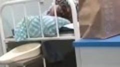 🇷🇺В костромской больнице санитарка ударила по лицу пациент...