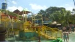 В парке  водных развлечений на о.Бали в Индонезии-2