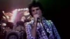 Queen - Bicycle Race - Official Music Video (Stage Performan...