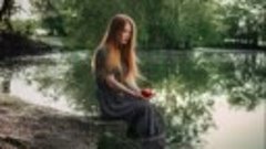 Бежит река - Поёт Юлия Боголепова