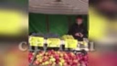 В Новокузнецке привокзальная торговка фруктами сообщила, ког...