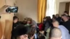 Украинский чиновник устроил погром на заседании
