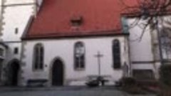 Протестанская церковь и кладбище города Фрайберг на Неккаре ...