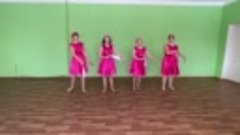 Танец 6 класс Веселинка