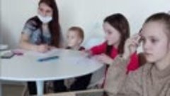 Активисты Единой России организуют досуг детей С Донбасса