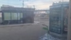 Очевидцы из Харькова массово выкладывают видео с военной тех...