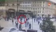 ВИДЕО Террорист взорвавший метро в Петербурге попал на камер...