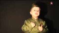 4-летний мальчик покорил Сеть песней «Священная война»
