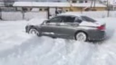Audi vs BMW Snow