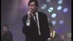 Bryan Ferry - Kiss and Tell performance on Roxy TV show