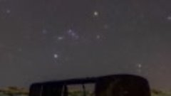 Orion_and_Sirius_setting_over_the_cow_pasture_West_O&#39;ahu,_Ha...