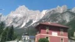 Munți Cortina