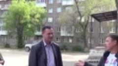 Претендент в мэры показал как надо разговаривать с народом с...