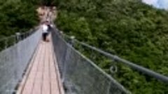 Висячий мост Хунсрюк/Германия, 100 м высота