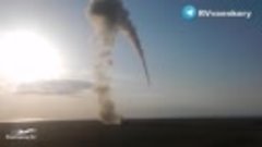 ‼️🇷🇺🚀Пуск высокоточной сверхзвуковой ракеты П-800 «Оникс»...