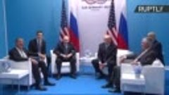 Владимир Путин встречается с Дональдом Трампом на саммите G2...