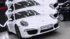 Оклейка лобового стекла Porsche 911, студия Restyling