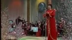Ольга Воронец Сладка ягода из фильма Любовь земная (1975).