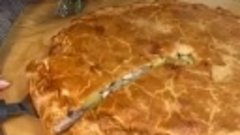 Пирог с курицей и кaртофелем ( рецепт )