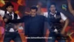 Salman Khan&#39;s performance at Filmfare Awards 2014 !