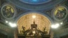 Private video. Vatican, Italy. Собор Св. Петра. Престол Понт...