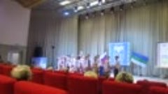На Съезде коми народа в Сыктывкаре дети поют песню.  2016г.